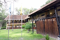 crestarileyshotel1 CRESTA RILEYS HOTEL