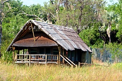 SAFARI CAMPS & LODGES